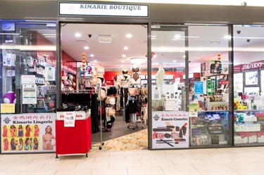 Entrance to Kimarie Boutique at Dutton Plaza